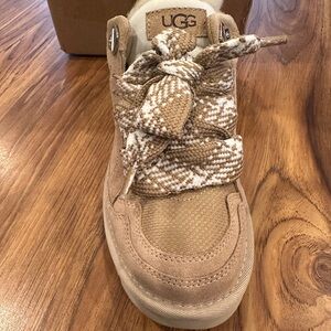 UGG Size 9 NWOT